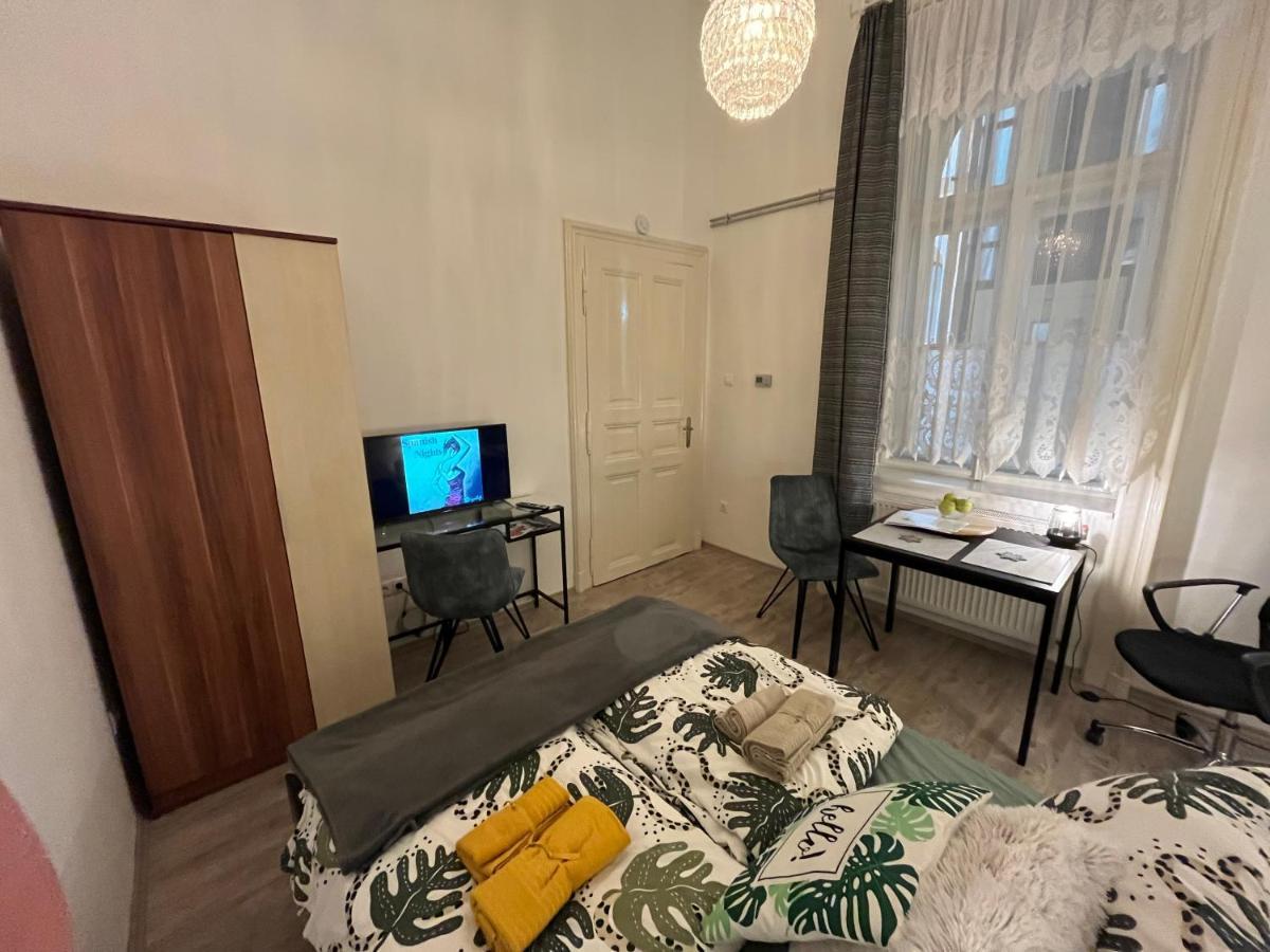 Garibaldik Apartman Lejlighed Budapest Eksteriør billede