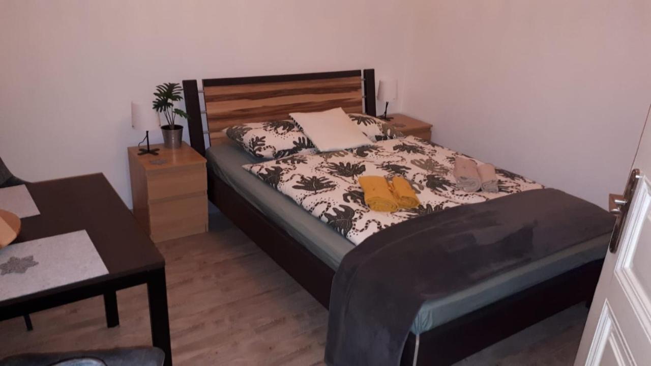 Garibaldik Apartman Lejlighed Budapest Eksteriør billede